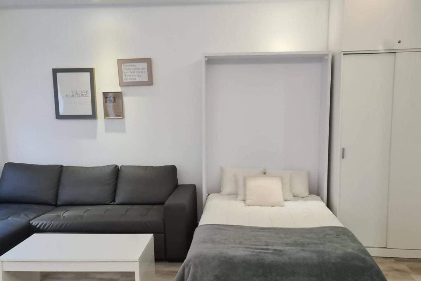 Precioso Estudio Molinillo Málaga Buitenkant foto